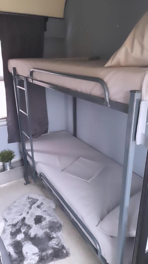 Hostel Balkan Express ザグレブ エクステリア 写真